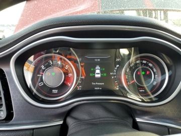 Dodge Challenger III 2015 Dodge Challenger SRT 392 2015 6.4L 6.4 Benzyna 485KM, zdjęcie 9