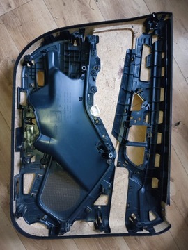 Боковая обивка правая передняя W117 CLA Mercedes