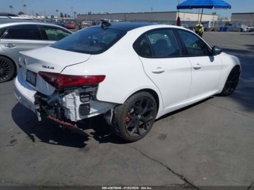 Alfa Romeo Giulia II Sedan Facelifting 2.0 Turbo 280KM 2020 Alfa Romeo Giulia Ti 2020 2.0l 2.0 Benzyna 280KM, zdjęcie 5