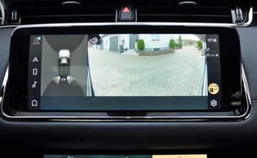 Land Rover Range Rover Evoque II SUV 2.0 Si4 200KM 2022 Land Rover Range Rover Evoque LAND ROVER Evoque 2,0 200km 4x4 R-Dynamic 20, zdjęcie 24