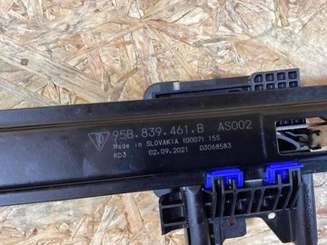 PORSCHE MACAN 2015 ZADNÍ STRANA LEVÝ ZVEDÁKY SKEL