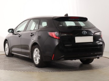 Toyota Corolla XII TS Kombi 1.8 Hybrid 122KM 2022 Toyota Corolla 1.8 Hybrid, Salon Polska, zdjęcie 3