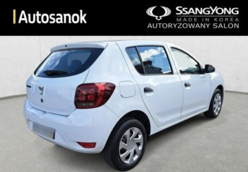Dacia Sandero II Hatchback 5d Facelifting 1.0 SCe 73KM 2017 Dacia Sandero Benzyna 73KM, zdjęcie 4