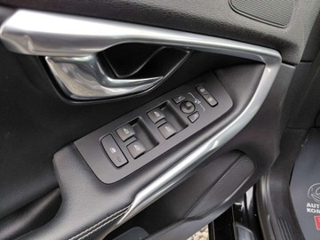 Volvo V40 II 2018 Volvo V40 R Design Automat Navi Kamera Led 1.5 Benzyna 122KM, zdjęcie 8