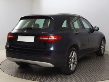 Mercedes GLC C253 SUV 2.0 250 211KM 2017 Mercedes GLC GLC 250 4MATIC, Salon Polska, zdjęcie 4