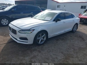 Volvo S90 II 2018 Volvo S90 2018 Volvo S90 T5 AWD Momentum 2.0 Benzyna 250KM, zdjęcie 1