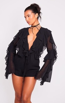 PRETTYLITTLETHING KRÓTKI SZYFONOWY KOMBINEZON V-NECK FALBANY YZQ NG4__L