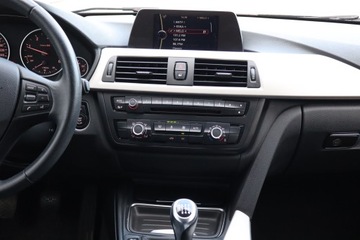 BMW Seria 3 F30-F31-F34 2014 BMW 3 318 d, Serwis ASO, Skóra, Navi, Klima, zdjęcie 11