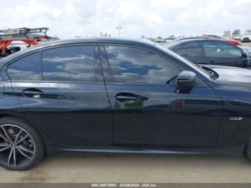 BMW Seria 3 G20-G21 2022 BMW Seria 3 2022r, 330E, 2.0L 2.0 Hybryda 288KM, zdjęcie 1