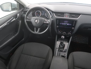 Skoda Octavia III Liftback Facelifting 2.0 TSI  190KM 2019 Skoda Octavia 2.0 TSI, Salon Polska, Serwis ASO, zdjęcie 6