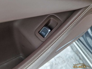 Audi A8 D4 Sedan Facelifting 3.0 TDI 262KM 2016 Audi A8 Quattro LedXenonMatrix Skory Audi Design Selection 3.0 Diesel, zdjęcie 36