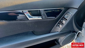 Mercedes Klasa C W204 2007 Mercedes-Benz Klasa C 220CDI 170 km niski przebieg 2.1 Diesel 170KM, zdjęcie 19