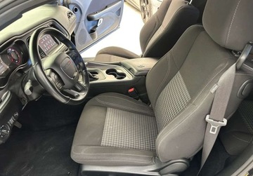 Dodge Challenger III 2021 Dodge Challenger 3.6 BENZ 305 KM 61.000 km 3.6 Benzyna 305KM, zdjęcie 6