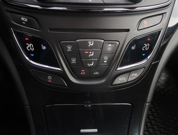 Opel Insignia I Country Tourer 2.0 CDTI Ecotec 163KM 2013 Opel Insignia 2.0 CDTI, Salon Polska, Serwis ASO, zdjęcie 12