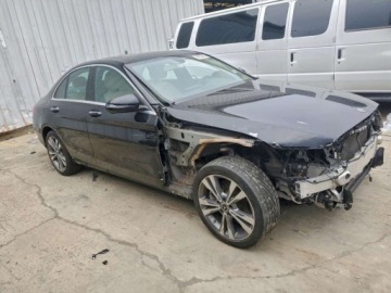 Mercedes Klasa C W205 2020 Mercedes-Benz Klasa C 300 4Matic 2020 2.0 Benzyna 255KM, zdjęcie 4