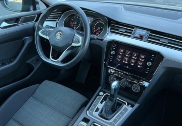 Volkswagen Passat B8 Limousine Facelifting 2.0 TSI 190KM 2020 Volkswagen Passat Business Pakiety, ACC, ergoComfort, GPS, Podgrzewane fo, zdjęcie 15