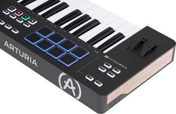 ARTURIA KEYLAB ESSENTIAL 49 MK3 ЧЕРНАЯ USB MIDI-КЛАВИАТУРА