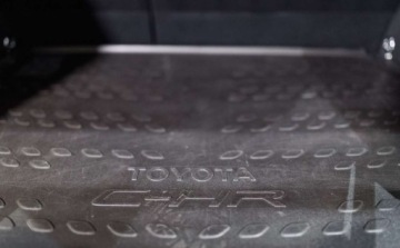 Toyota C-HR I Crossover Facelifting 2.0 Hybrid Dynamic Force 184KM 2023 Toyota C-HR 2.0 Hybrid GR Sport 2.0 Hybryda 184KM, zdjęcie 20