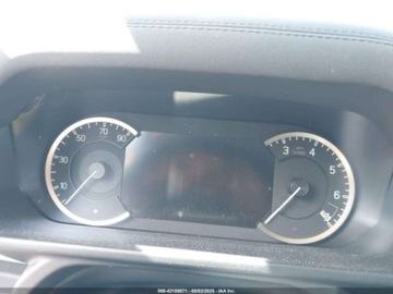 Land Rover Defender IV (L663) 2023 Land Rover Defender 110 SE 2023 3.0l 3.0 Benzyna 395KM, zdjęcie 11