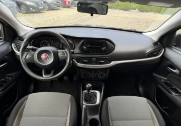 Fiat Tipo II Sedan 1.4 95KM 2016 Fiat Tipo 1,4 95KM Klimatyzacja 1Wlasciciel Kola latozima 1.4 95KM, zdjęcie 7