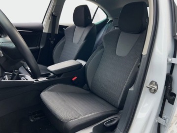 Skoda Octavia IV Liftback 1.5 TSI EVO 150KM 2024 Skoda Octavia 1.5TSI 150KM Selection SalonPL SerwisASO Virtual Matrix Kess, zdjęcie 8