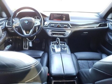 BMW Seria 7 G11-G12 2019 BMW Seria 7 2019, 4.4L, 4x4, od ubezpieczalni, zdjęcie 7