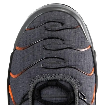 Półbuty sportowe Nike Air Max Plus r. 38,5 kolor