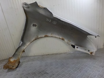 BLATNÍK LEVÝ PŘEDNÍ TOYOTA COROLLA E12