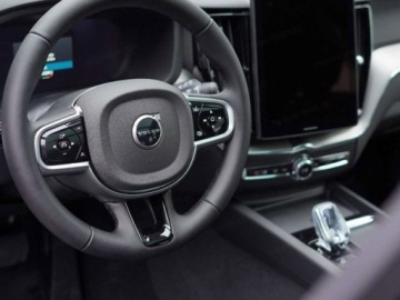 Volvo XC60 II 2026 VOLVO XC60 B5 B AWD Ultra Black Edition Suv 2.0 (264KM) 2026, zdjęcie 6