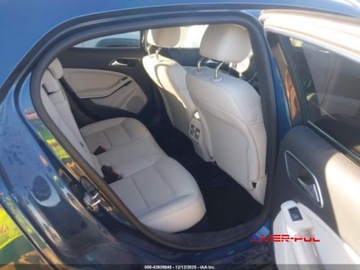 Mercedes GLA I 2019 Mercedes-Benz GLA 2019 r.,2,0L 250 4MATIC 2.0 Benzyna 208KM, zdjęcie 8