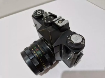 ТТЛ-КАМЕРА ЗЕНИТ С ФУНКЦИОНАЛЬНЫМ ОБЪЕКТИВОМ ГЕЛИОС 44-М 58MM/F2!