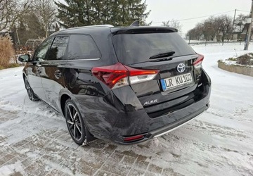 Toyota Auris II 2018 Toyota Auris Toyota Auris 1.8 Hybryda 99KM, zdjęcie 12