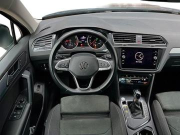 Volkswagen Tiguan II SUV Facelifting 1.5 TSI 150KM 2021 Volkswagen Tiguan 1.5 TSI EVO Life DSGAppPerlaSalon PolskaFaktura 23, zdjęcie 23