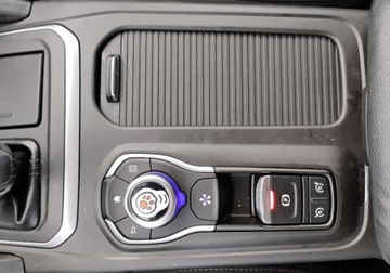 Renault Talisman 2018 Renault Talisman 2018r, 1.6 Benzyna. Uszkodzony przod i lekko tyl. Jezdzi., zdjęcie 18