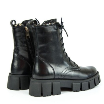 CARINII B8548 TRAPERS WORKERS, ЧЕРНАЯ КОЖА 37