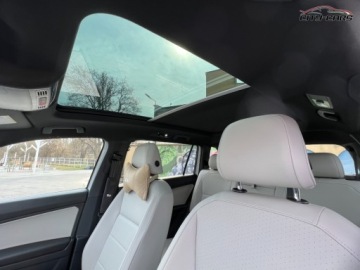 Volkswagen Tiguan II 2019 Volkswagen Tiguan R-line 7 Osobowy Benzyna 2.0 - 203KM Automat Servis, zdjęcie 25