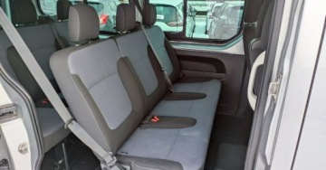 Opel Vivaro B Kombi Extra Long H1 2,9t 1.6 BiTurbo 125KM 2016 Opel Vivaro 1.6D 125KM L2H1 Klima Navi Temp Nawiewy Na tyl Kamera 157Tys G, zdjęcie 6