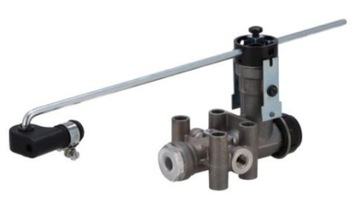 ZAWÓR POZIOMOWANIA PODUSZEK NACZEPY 3-WEJSCIA]