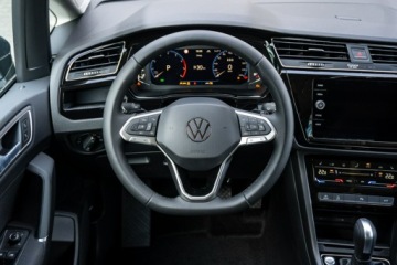 Volkswagen Touran III 1.5 TSI EVO 150KM 2026 Volkswagen Touran Highline 1.5 TSI EVO 150 KM DSG, zdjęcie 20
