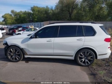 BMW X7 2021 BMW X7 m50i, 2021r., 4x4, 4.4L 4.4 Benzyna 523KM, zdjęcie 5
