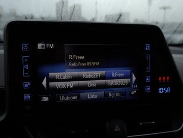 Toyota C-HR I Crossover 1.8 Hybrid 122KM 2016 Toyota C-HR 1.8 Hybrid, Salon Polska, Automat, zdjęcie 11