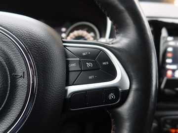 Jeep Compass II SUV 1.4 Multiair 170KM 2018 Jeep Compass 1.4 MultiAir, Salon Polska, zdjęcie 21