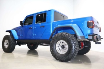 Jeep Gladiator 2023 Jeep Gladiator Rubicon Crew Cab Medium Bed 2023 3.6 Benzyna 285KM, zdjęcie 3