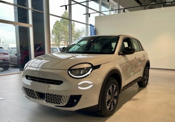 Fiat 2025 Fiat 600 Fiat 600 Icon 145 KM Leasing od 103,5 Pozyczka 0 1.2 145KM