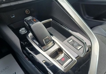 Peugeot 3008 II Crossover Facelifting  1.5 BlueHDi 130KM 2022 Peugeot 3008 1.5 BlueHDI 130KM Allure Vat 23 Automat Hak 1.5 Diesel 130KM, zdjęcie 27