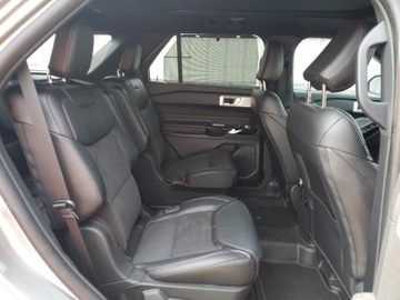 Ford Explorer VI 2023 Ford Explorer 2023, ST, 3.0, 4x4 3.0 Benzyna 400KM, zdjęcie 9