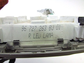 CITROEN C4 B7 DS4 LAMPA OSVĚTLENÍ KABINY 96727263BJ