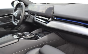 BMW Seria 5 G90-91 Touring 2.0 520d 197KM 2024 BMW Seria 5 520d xDrive M Sport Dealer BMW Bonkowscy Gorzow Wlkp. 2.0, zdjęcie 11
