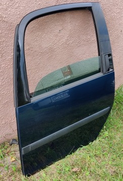 DVEŘE LEVÉ ZADNÍ SKODA ROOMSTER KOMPLETNÍ LW5Q