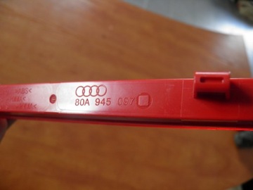 LIŠTA STOP VÍKO KUFRU ZADNÍ AUDI Q5 80A945097